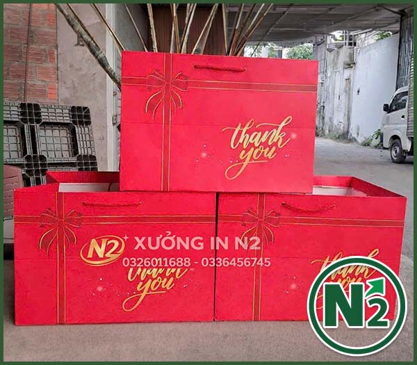 Hộp giấy quà tặng